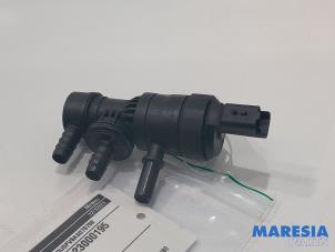 Used EGR valve Peugeot 3008 I (0U/HU) 1.6 16V THP 155 Price € 75,00 Margin scheme offered by Maresia Parts