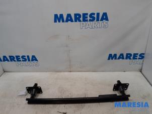 Used Front bumper frame Peugeot 3008 I (0U/HU) 1.6 16V THP 155 Price € 40,00 Margin scheme offered by Maresia Parts