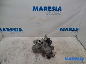 Usagé Boîte de vitesse Citroen C4 Cactus (0B/0P) 1.2 PureTech 82 12V Prix € 315,00 Règlement à la marge proposé par Maresia Parts