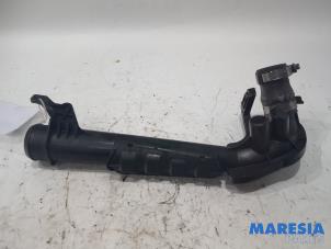 Used Intercooler tube Peugeot 508 (8D) 2.0 Hybrid4 16V Price € 30,00 Margin scheme offered by Maresia Parts