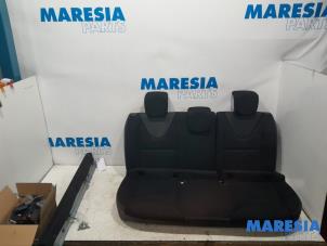 Used Rear bench seat Renault Clio IV (5R) 0.9 Energy TCE 90 12V Price € 472,50 Margin scheme offered by Maresia Parts