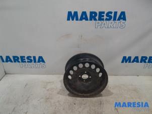 Used Wheel Citroen C4 Cactus (0B/0P) 1.2 PureTech 82 12V Price € 25,00 Margin scheme offered by Maresia Parts