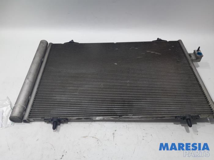 Air conditioning condenser from a Peugeot 508 (8D) 2.0 Hybrid4 16V 2012