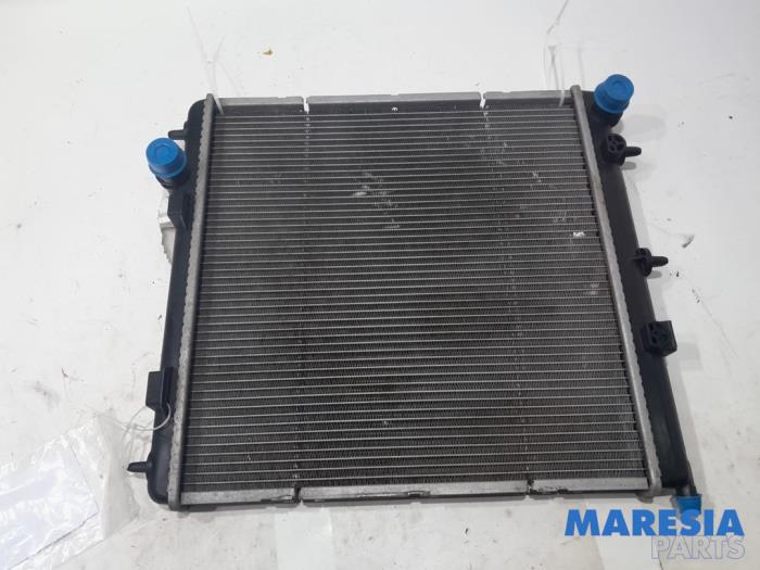 Radiator Citroen DS3 Cabrio 1.2 12V PureTech 82 - 1330Q5 HM01 DENSO