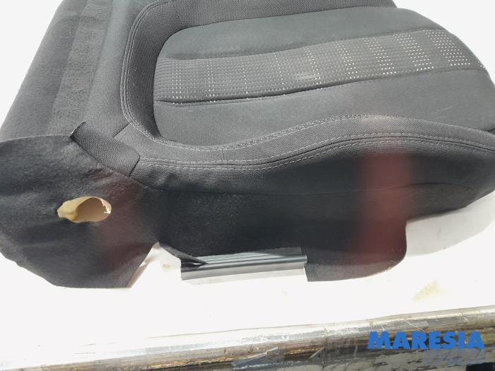 Sitz Verkleidung links van een Peugeot 308 SW (L4/L9/LC/LJ/LR) 1.6 BlueHDi 120 2015