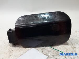 Used Tank cap cover Citroen C5 III Berline (RD) 1.6 16V THP 155 Price € 20,00 Margin scheme offered by Maresia Parts