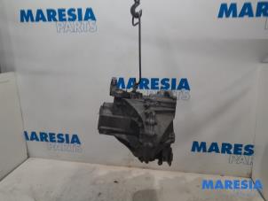 Używane Skrzynia biegów Citroen C4 Picasso (3D/3E) 1.6 16V THP 155 Cena € 585,00 Procedura marży oferowane przez Maresia Parts