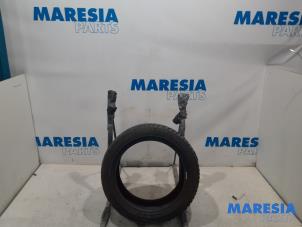 Used Winter tyre Volvo C70 (MC) 2.0 D 16V Price € 40,00 Margin scheme offered by Maresia Parts