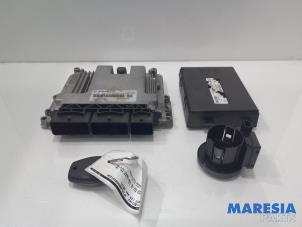 Używane Komputer sterowania silnika Renault Trafic (1FL/2FL/3FL/4FL) 1.6 dCi 95 Cena € 571,73 Z VAT oferowane przez Maresia Parts
