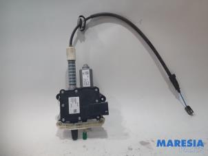Used Parking brake mechanism Citroen DS4 (NX) 1.6 16V VTi 120 Price € 262,50 Margin scheme offered by Maresia Parts