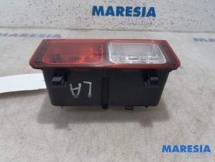 Used Taillight, left Opel Vivaro 1.6 CDTI 90 Price € 30,25 Inclusive VAT offered by Maresia Parts