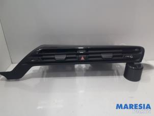 Used Dashboard vent Citroen C4 Picasso (3D/3E) 1.6 16V THP 155 Price € 105,00 Margin scheme offered by Maresia Parts