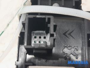 Used Multi-functional window switch Opel Corsa F (UB/UH/UP) Electric 50kWh Price € 36,30 Inclusive VAT offered by Maresia Parts