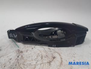 Used Front door handle 4-door, right Opel Corsa F (UB/UP) Electric 50kWh Price € 23,60 Inclusive VAT offered by Maresia Parts