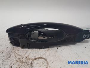 Used Rear door handle 4-door, left Opel Corsa F (UB/UH/UP) Electric 50kWh Price € 23,60 Inclusive VAT offered by Maresia Parts