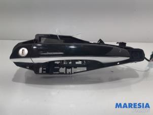 Gebrauchte Türgriff 4-türig links vorne Citroen C4 Picasso (3D/3E) 1.6 16V THP 155 Preis € 50,00 Margenregelung angeboten von Maresia Parts