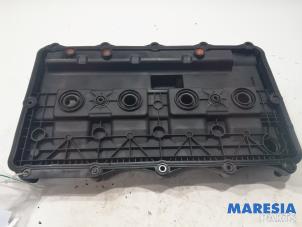 Ventildeckel van een Peugeot Boxer (U9) 2.2 HDi 110 Euro 5 2013