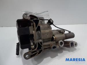 Usados Bomba de aceite Peugeot 208 I (CA/CC/CK/CL) 1.6 16V THP 155 Precio € 157,50 Norma de margen ofrecido por Maresia Parts