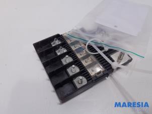 Used Battery control module Peugeot 2008 (UD/UK/UR/US/UX) e-2008 50 kWh Price € 72,60 Inclusive VAT offered by Maresia Parts