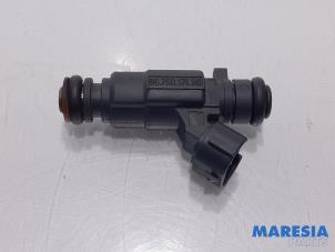 Used Injector (petrol injection) Peugeot 208 I (CA/CC/CK/CL) 1.2 Vti 12V PureTech 82 Price € 19,50 Margin scheme offered by Maresia Parts