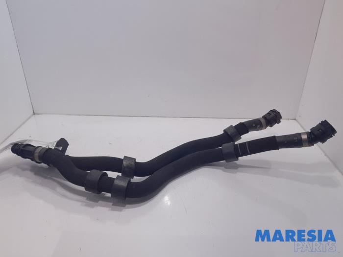 Begagnade Kylarslang Opel Corsa F (UB/UH/UP) Electric, Corsa-e 50kWh Pris € 36,30 Inklusive moms erbjuds av Maresia Parts