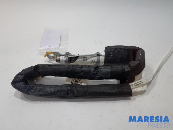 Używane Kurtyna prawa Fiat 500 (312) 1.2 Cena € 50,00 Procedura marży oferowane przez Maresia Parts