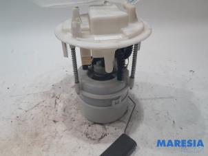 Używane Elektryczna pompa paliwa Citroen C4 Picasso (3D/3E) 1.6 16V THP 155 Cena € 35,00 Procedura marży oferowane przez Maresia Parts