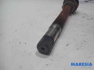 Used Front drive shaft, right Citroen C4 Picasso (3D/3E) 1.6 16V THP 155 Price € 98,00 Margin scheme offered by Maresia Parts