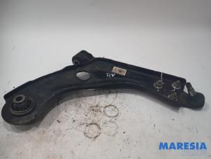 Used Front lower wishbone, right Citroen C4 Picasso (3D/3E) 1.6 16V THP 155 Price € 30,00 Margin scheme offered by Maresia Parts