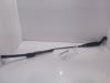 Front wiper arm from a Fiat 500 (312), 2007 1.2 69, Hatchback, Petrol, 1.242cc, 51kW (69pk), FWD, 169A4000, 2007-07, 312AXA 2009