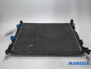 Used Radiator Renault Grand Scénic II (JM) 2.0 16V Price € 25,00 Margin scheme offered by Maresia Parts