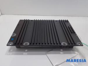 Used Radio amplifier Volvo C70 (MC) 2.0 D 16V Price € 60,00 Margin scheme offered by Maresia Parts