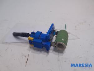Used Cooling fan resistor Fiat 500 (312) 0.9 TwinAir 80 Price € 10,00 Margin scheme offered by Maresia Parts