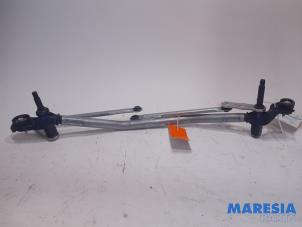 Used Wiper mechanism Opel Corsa F (UB/UH/UP) Electric 50kWh Price € 60,50 Inclusive VAT offered by Maresia Parts