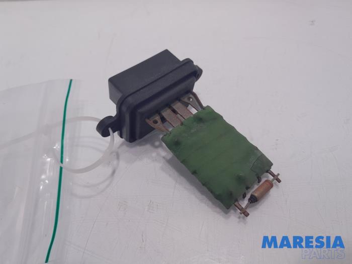 Heater resistor from a Fiat 500 (312) 1.2 69 2009