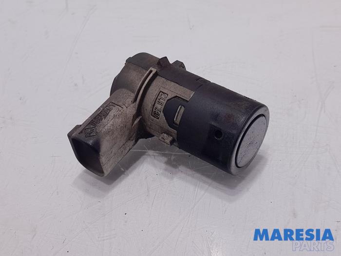 Usados Sensor PDC Alfa Romeo 159 Sportwagon (939BX) 3.2 JTS V6 24V Q4 Precio € 35,00 Norma de margen ofrecido por Maresia Parts