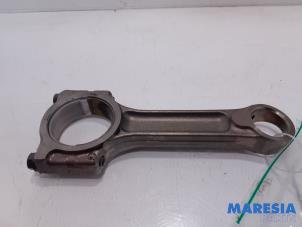 Used Connecting rod Renault Megane III Berline (BZ) 1.5 dCi 90 Price € 25,00 Margin scheme offered by Maresia Parts