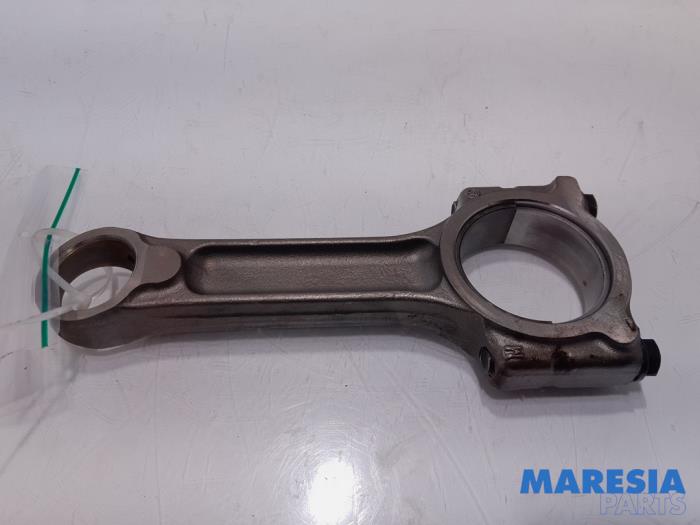 Gebrauchte Pleuelstange Renault Megane III Berline (BZ) 1.5 dCi 90 Preis € 25,00 Margenregelung angeboten von Maresia Parts