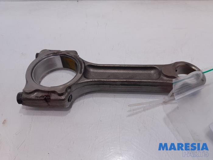Gebrauchte Pleuelstange Renault Megane III Berline (BZ) 1.5 dCi 90 Preis € 25,00 Margenregelung angeboten von Maresia Parts