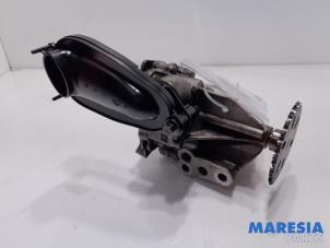 Used Oil pump Opel Vivaro 1.6 CDTi BiTurbo 125 Price € 60,50 Inclusive VAT offered by Maresia Parts