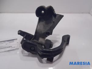 Used Gearbox mechanism Peugeot Expert (G9) 2.0 HDi 120 Price € 151,25 Inclusive VAT offered by Maresia Parts