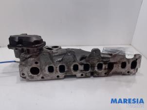 Used Intake manifold Opel Vivaro 1.6 CDTi BiTurbo 125 Price € 90,75 Inclusive VAT offered by Maresia Parts