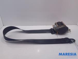 Used Front seatbelt, left Peugeot 206 CC (2D) 1.6 16V Price € 65,00 Margin scheme offered by Maresia Parts