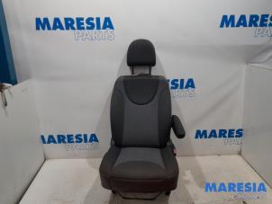 Used Seat, right Peugeot Expert (G9) 2.0 HDi 120 Price € 272,25 Inclusive VAT offered by Maresia Parts