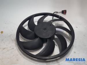 Used Fan motor Peugeot 206 CC (2D) 1.6 16V Price € 25,00 Margin scheme offered by Maresia Parts