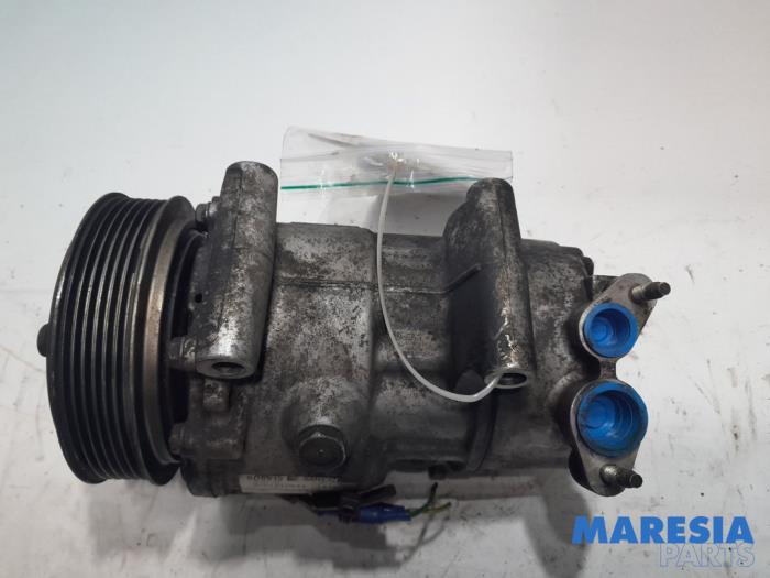 Air conditioning pump from a Peugeot 206 CC (2D) 1.6 16V 2006