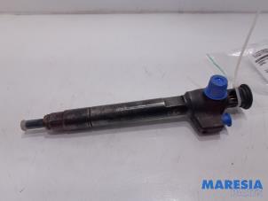 Used Injector (diesel) Opel Vivaro 2.0 CDTI 122 Price € 133,10 Inclusive VAT offered by Maresia Parts