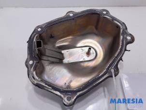 Used Gearbox cover Fiat 500 (312) 1.2 69 Price € 15,00 Margin scheme offered by Maresia Parts