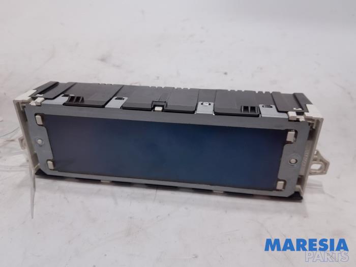 Begagnade Innerdisplay Peugeot Expert (G9) 2.0 HDi 120 Pris € 36,30 Inklusive moms erbjuds av Maresia Parts