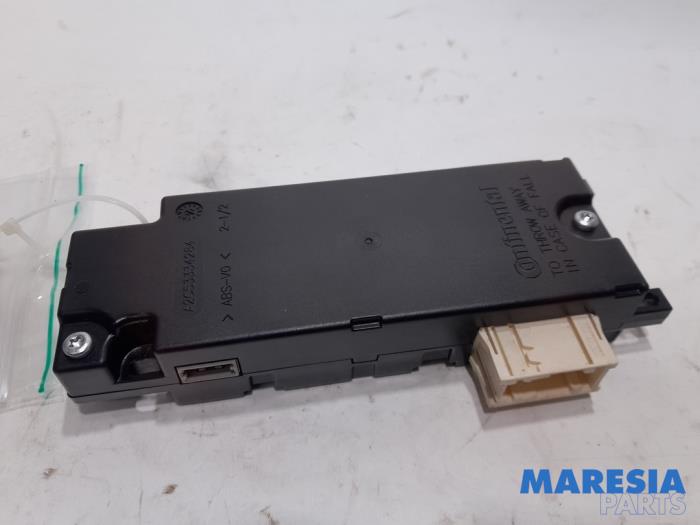 Begagnade Bluetooth-modul Peugeot Expert (G9) 2.0 HDi 120 Pris € 60,50 Inklusive moms erbjuds av Maresia Parts